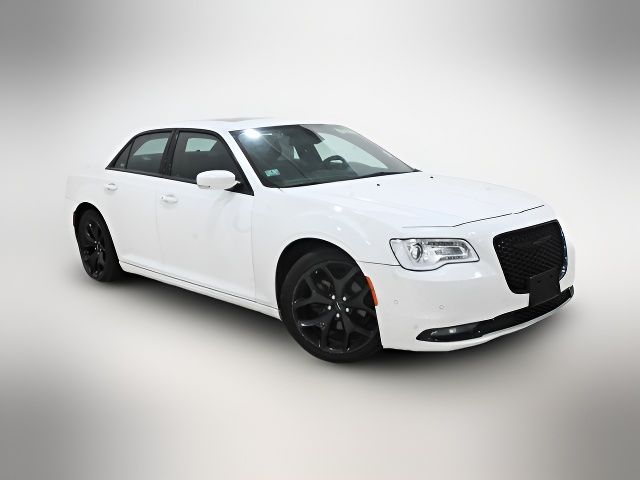 2022 Chrysler 300 300S