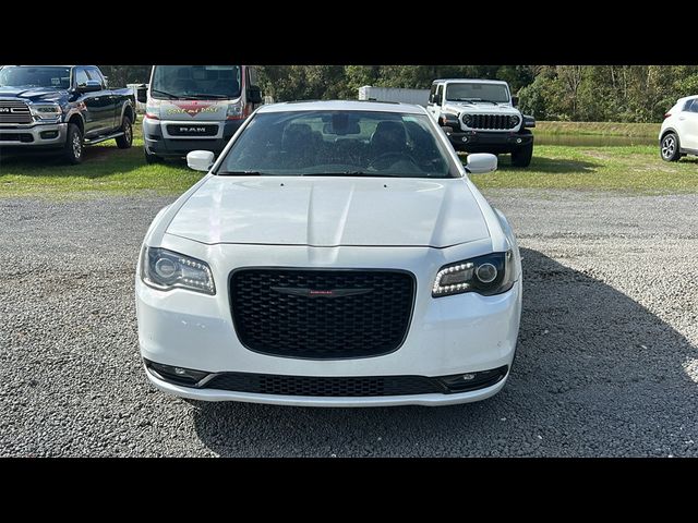 2022 Chrysler 300 300S