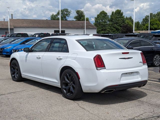 2022 Chrysler 300 300S