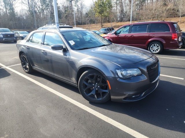 2022 Chrysler 300 300S