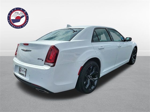 2022 Chrysler 300 300S