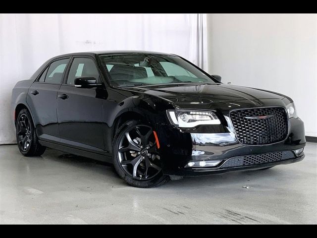 2022 Chrysler 300 300S