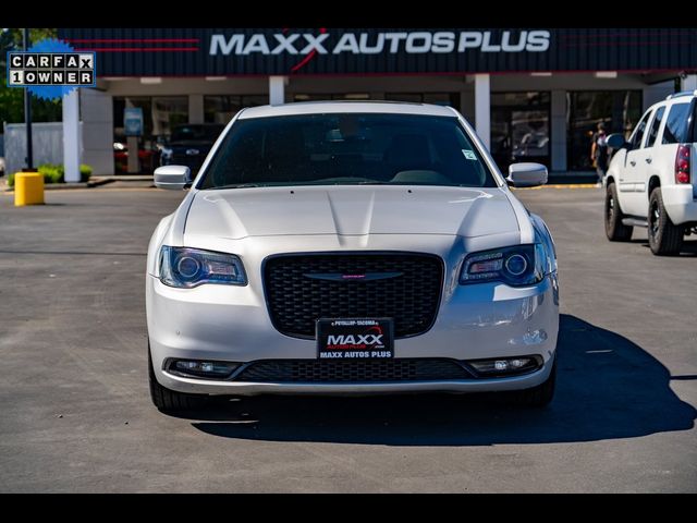 2022 Chrysler 300 300S