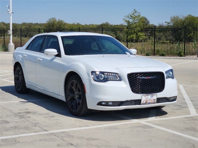 2022 Chrysler 300 300S