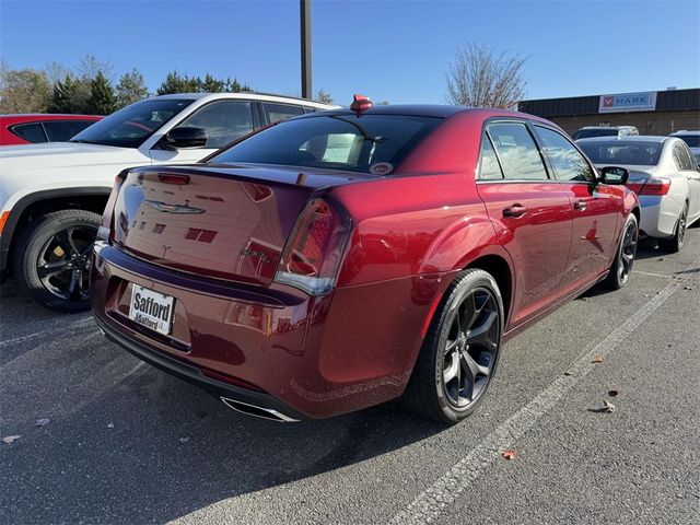 2022 Chrysler 300 300S