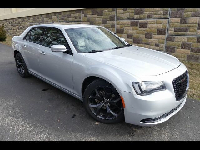 2022 Chrysler 300 300S