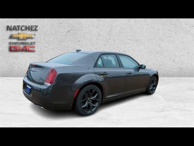 2022 Chrysler 300 300S