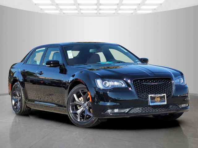 2022 Chrysler 300 300S