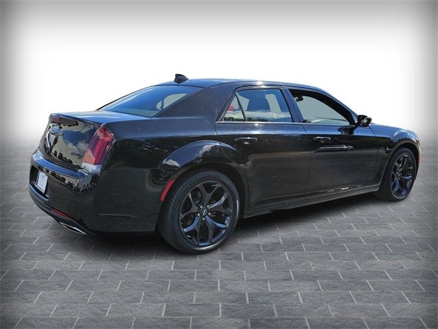 2022 Chrysler 300 300S