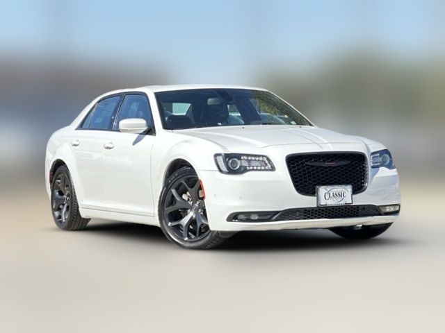 2022 Chrysler 300 300S