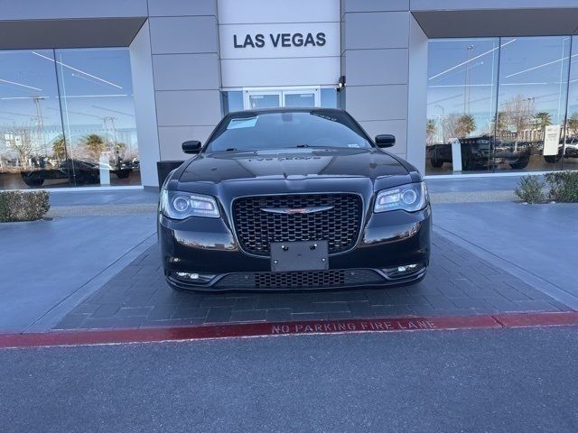 2022 Chrysler 300 300S