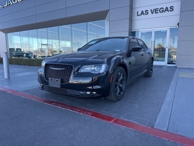 2022 Chrysler 300 300S