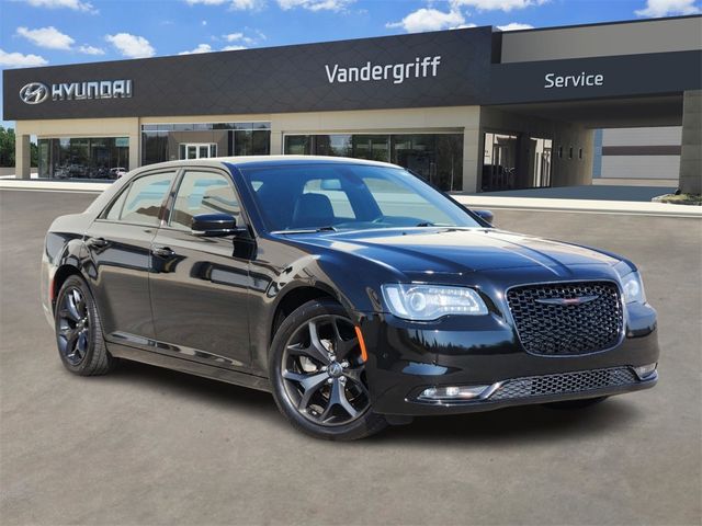 2022 Chrysler 300 300S