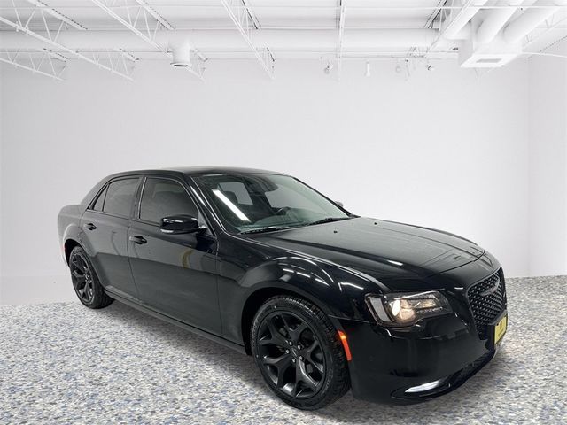 2022 Chrysler 300 300S