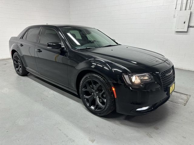 2022 Chrysler 300 300S