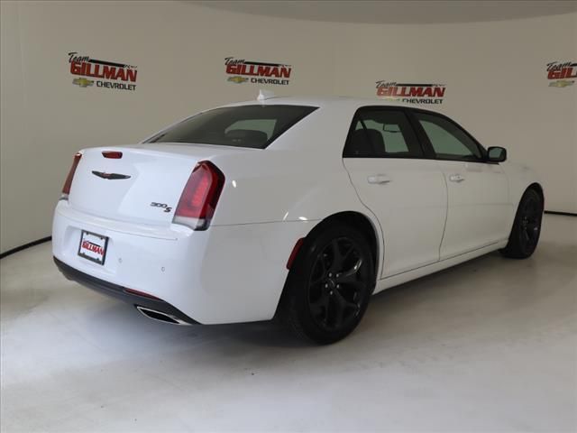 2022 Chrysler 300 300S