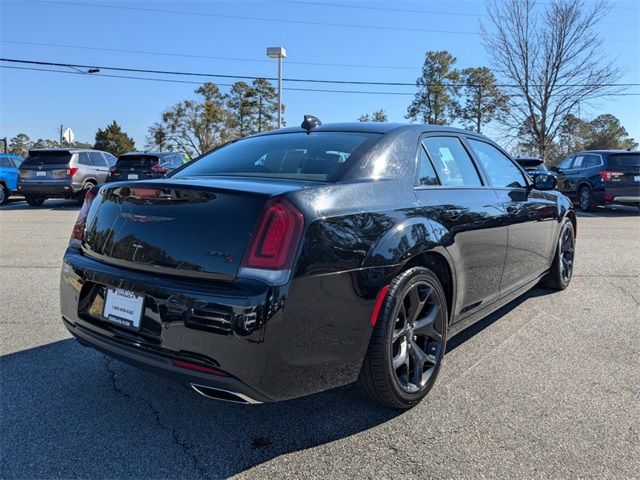 2022 Chrysler 300 300S