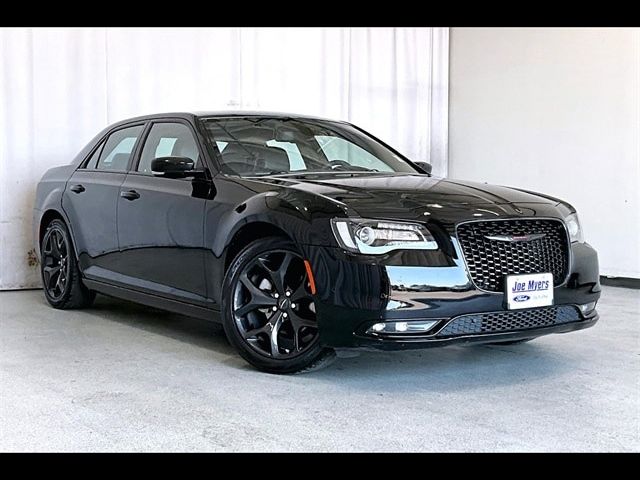 2022 Chrysler 300 300S