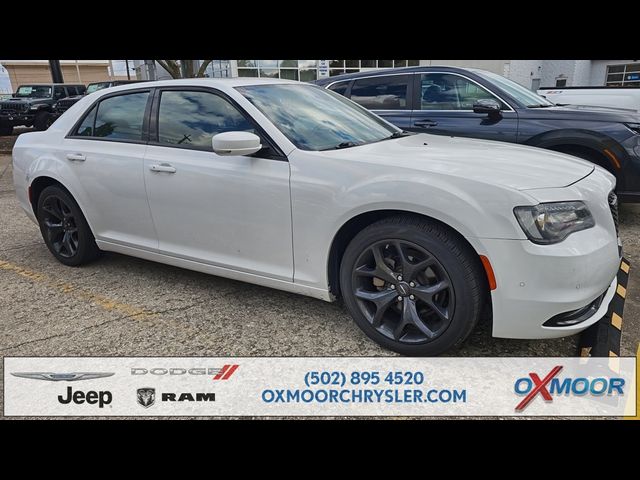 2022 Chrysler 300 300S