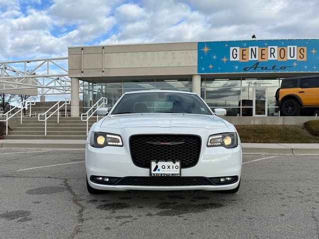 2022 Chrysler 300 300S