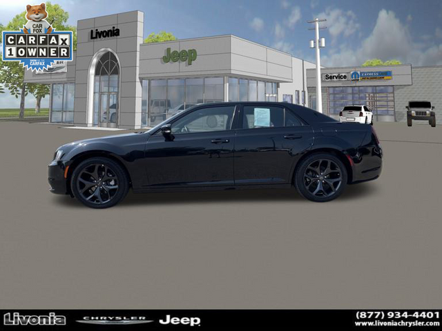 2022 Chrysler 300 300S