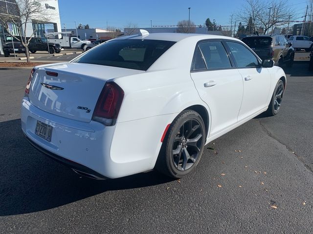 2022 Chrysler 300 300S