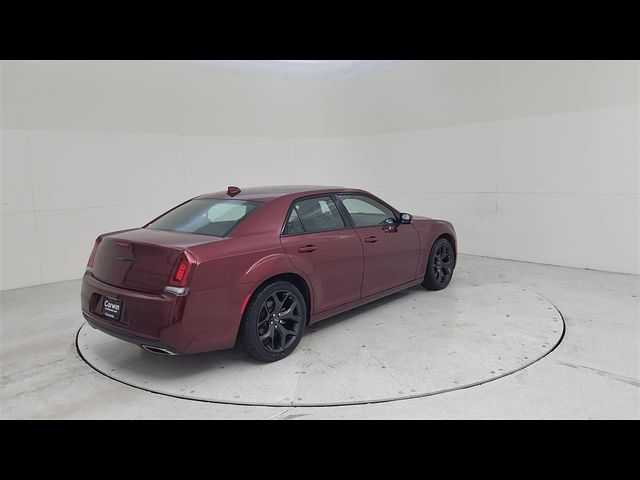 2022 Chrysler 300 300S