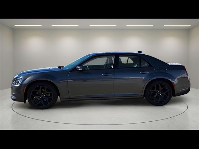 2022 Chrysler 300 300S