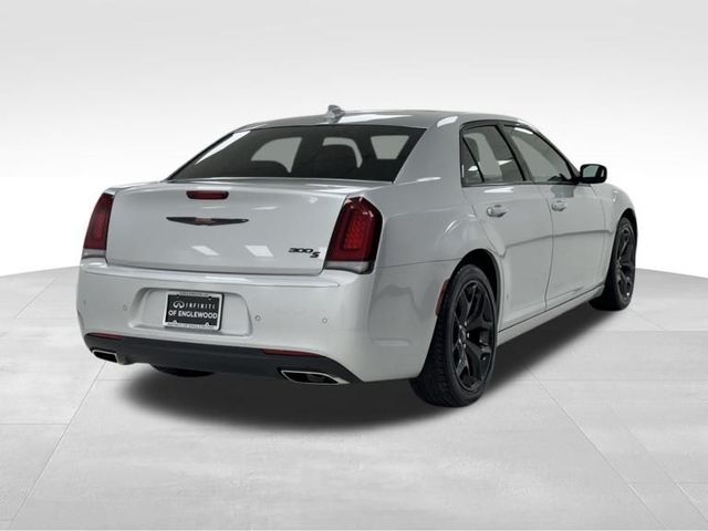 2022 Chrysler 300 300S