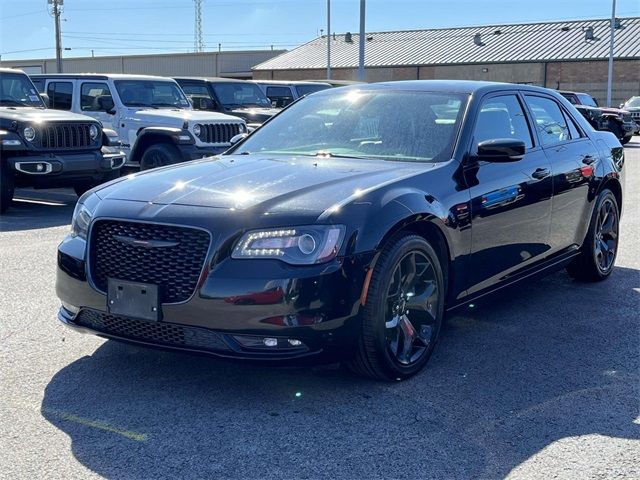 2022 Chrysler 300 300S