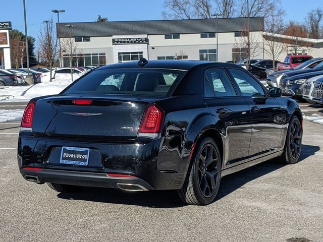 2022 Chrysler 300 300S