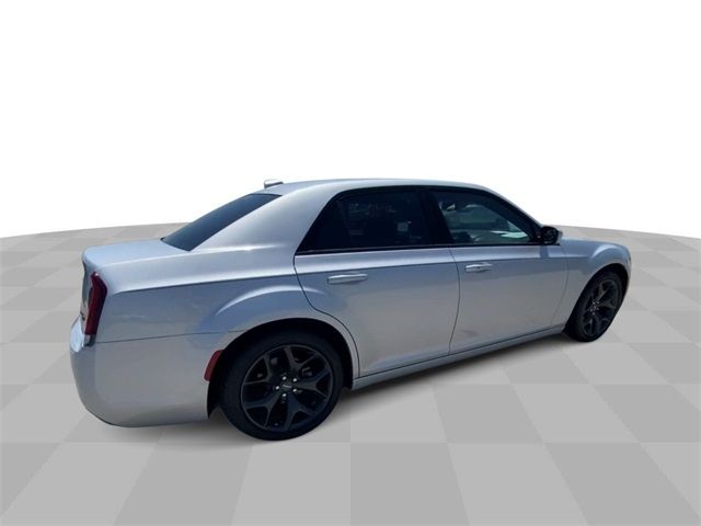 2022 Chrysler 300 300S