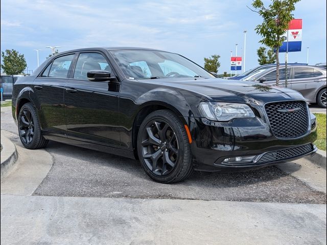 2022 Chrysler 300 300S