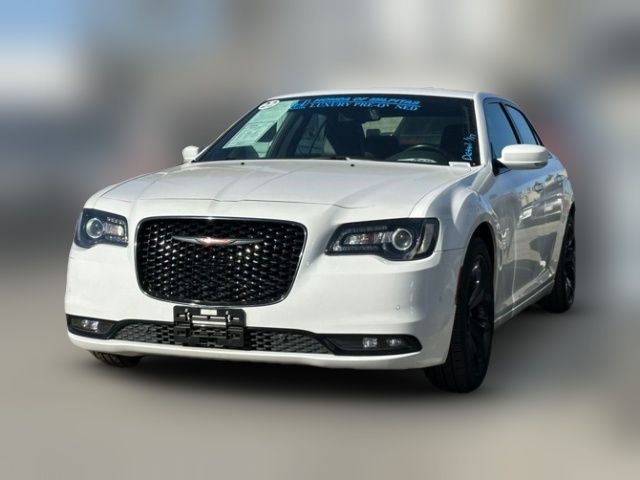 2022 Chrysler 300 300S