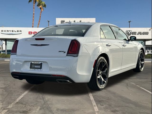 2022 Chrysler 300 300S