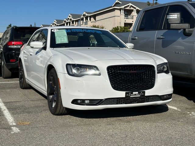 2022 Chrysler 300 300S