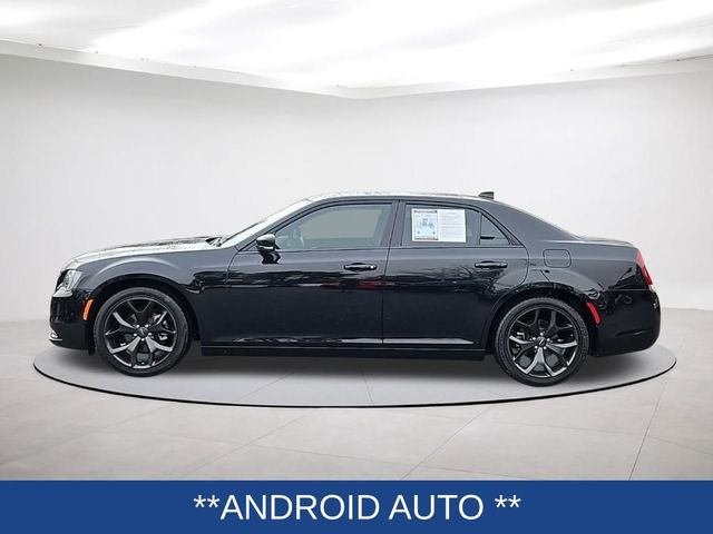 2022 Chrysler 300 300S