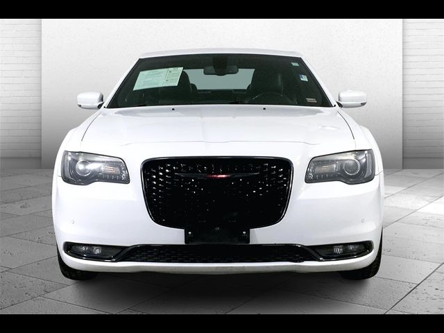 2022 Chrysler 300 300S