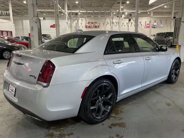 2022 Chrysler 300 300S