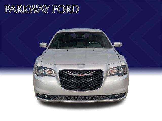 2022 Chrysler 300 300S