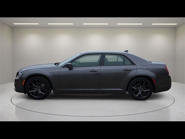 2022 Chrysler 300 300S