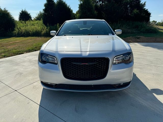 2022 Chrysler 300 300S