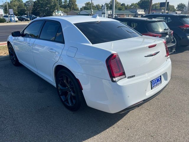 2022 Chrysler 300 300S