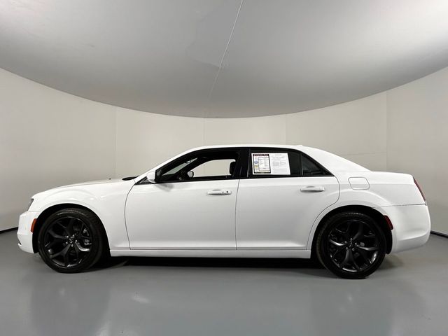 2022 Chrysler 300 300S
