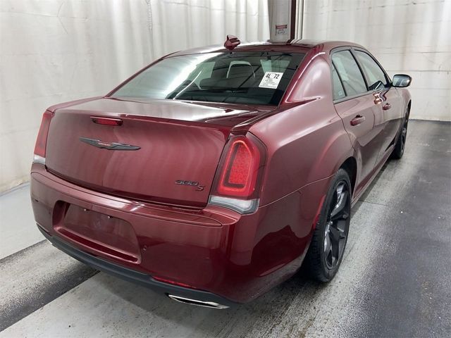 2022 Chrysler 300 300S