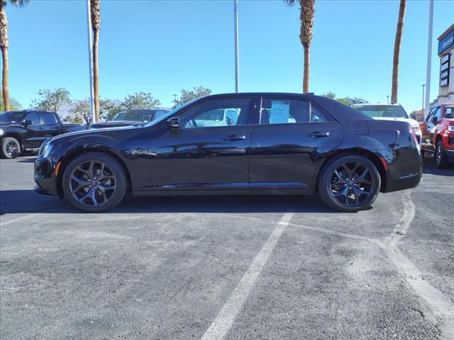 2022 Chrysler 300 300S