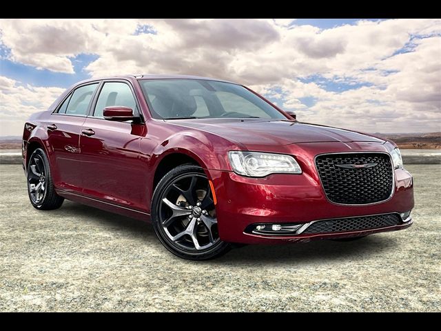 2022 Chrysler 300 300S