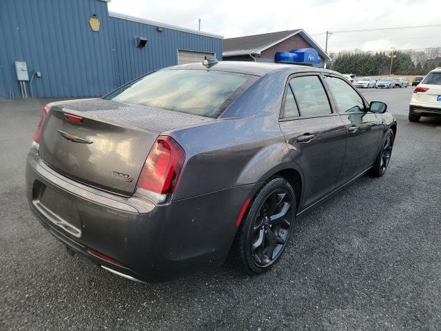 2022 Chrysler 300 300S