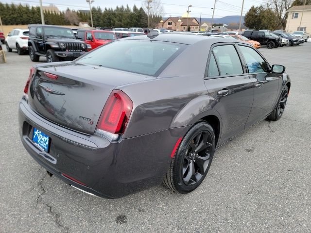 2022 Chrysler 300 300S