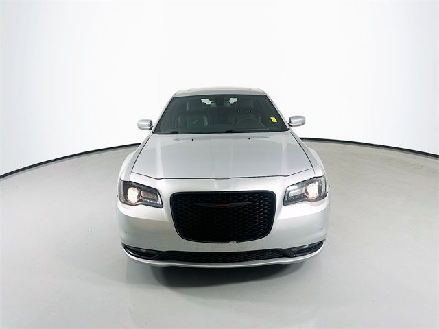 2022 Chrysler 300 300S